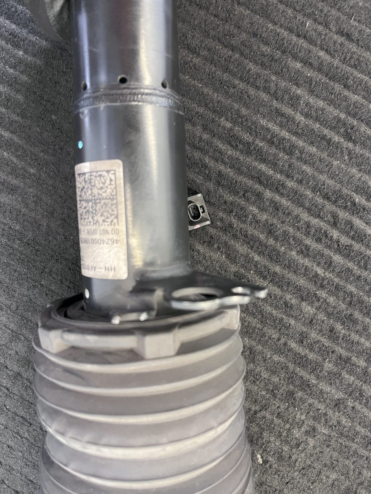 2019-2024 BMW X7 G07 Front Left Air Suspension Strut OEM 37106869035 - eBay image 8