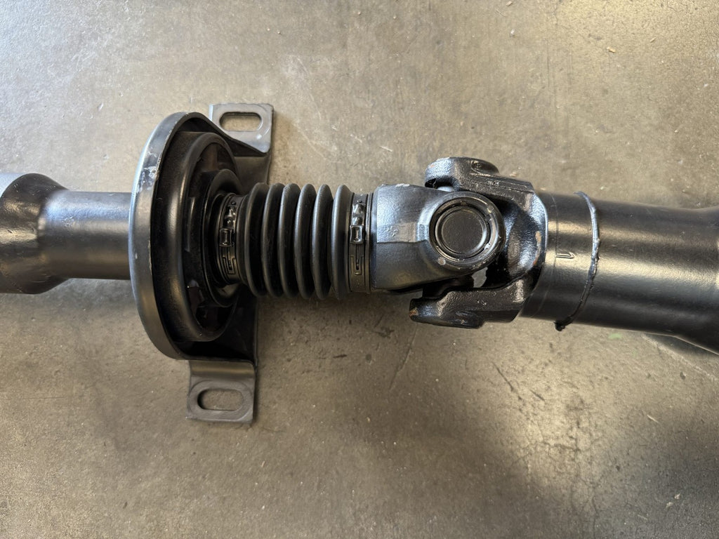 19-22 Mercedes-Benz Sprinter 2500 3500 144WB 3.0L 4x4 Rear Driveshaft OEM A9074101200 - eBay image 4