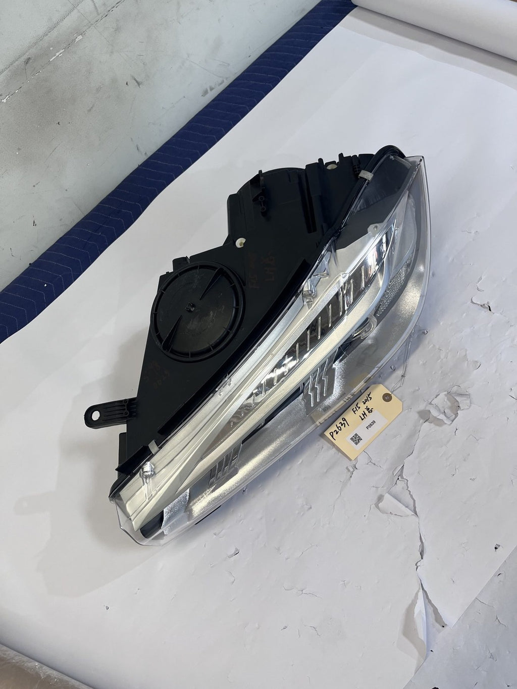 2014-18 BMW X5 F15 2015-19 X6 F16 Lh Adaptive Xenon Headlight OEM 63117317109 - eBay image 1