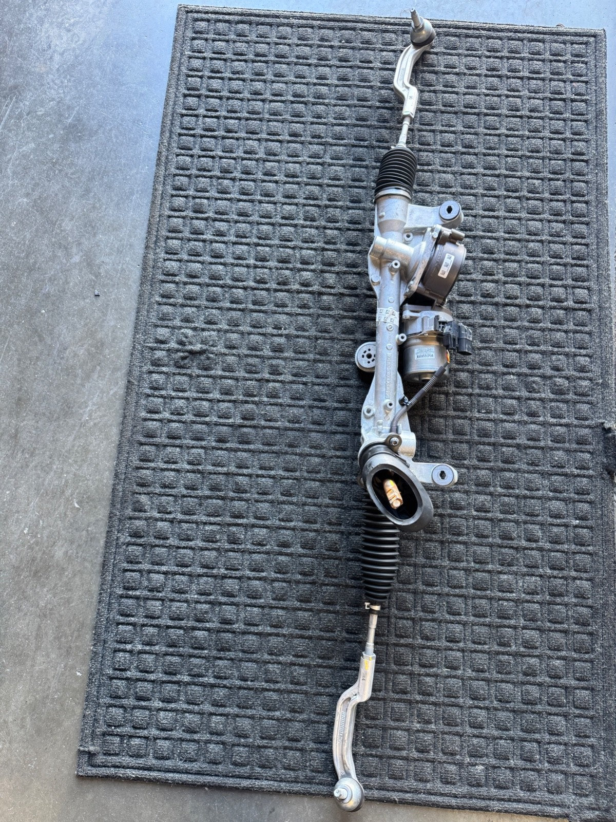 2020-2023Mercedes CLA250 C118 W118 Power Steering Rack OEM A1184603100 - eBay image 1