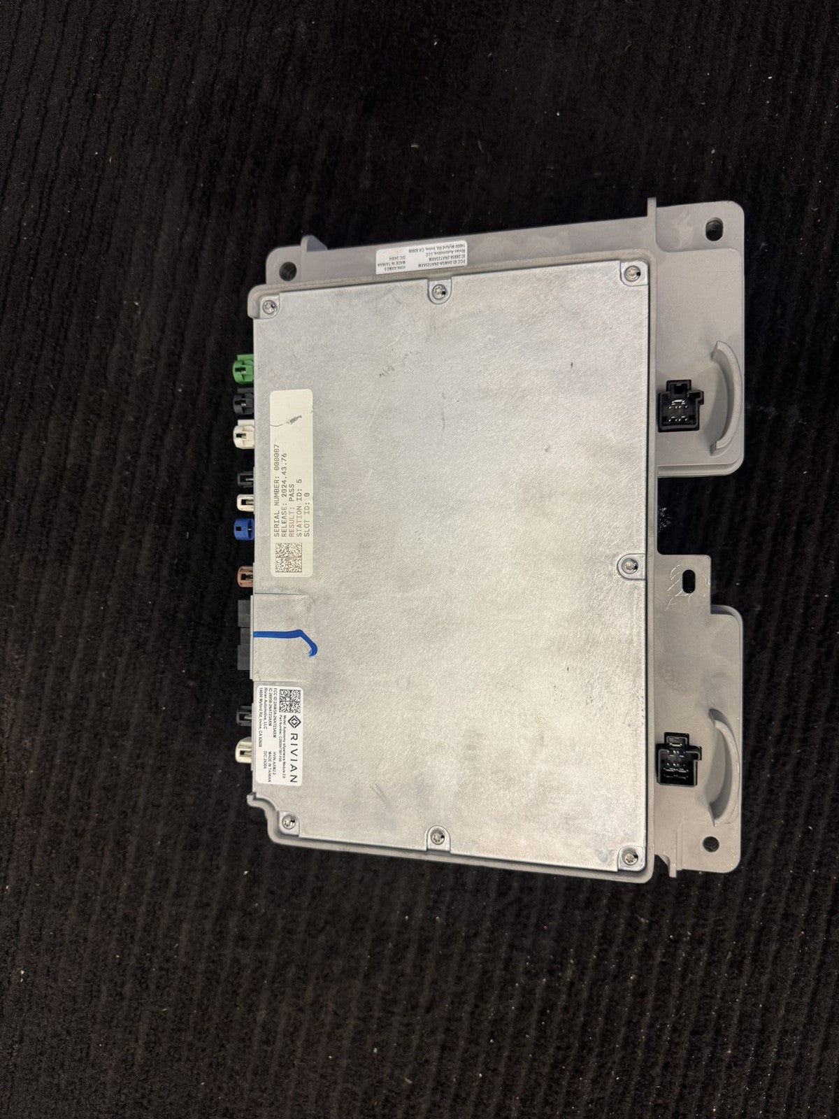2025-2026 Rivian R1T R1S Gen 2 Axm 2.0 Autonomy Module OEM C200547397-F05 - eBay image 7