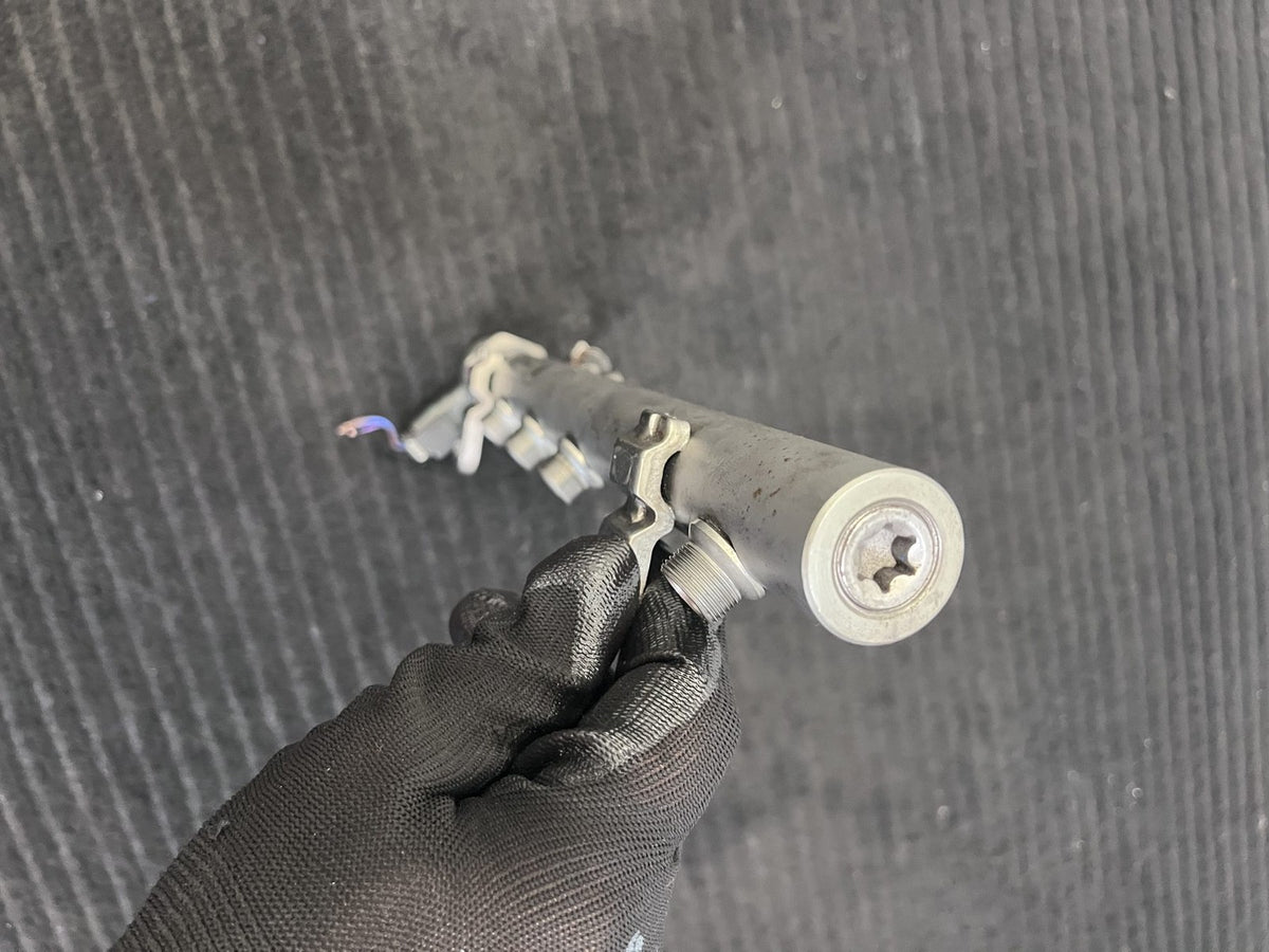 2010-2022 Mercedes-Benz Sprinter OM642 Left Fuel Rail OEM A6420702795 - eBay image 5
