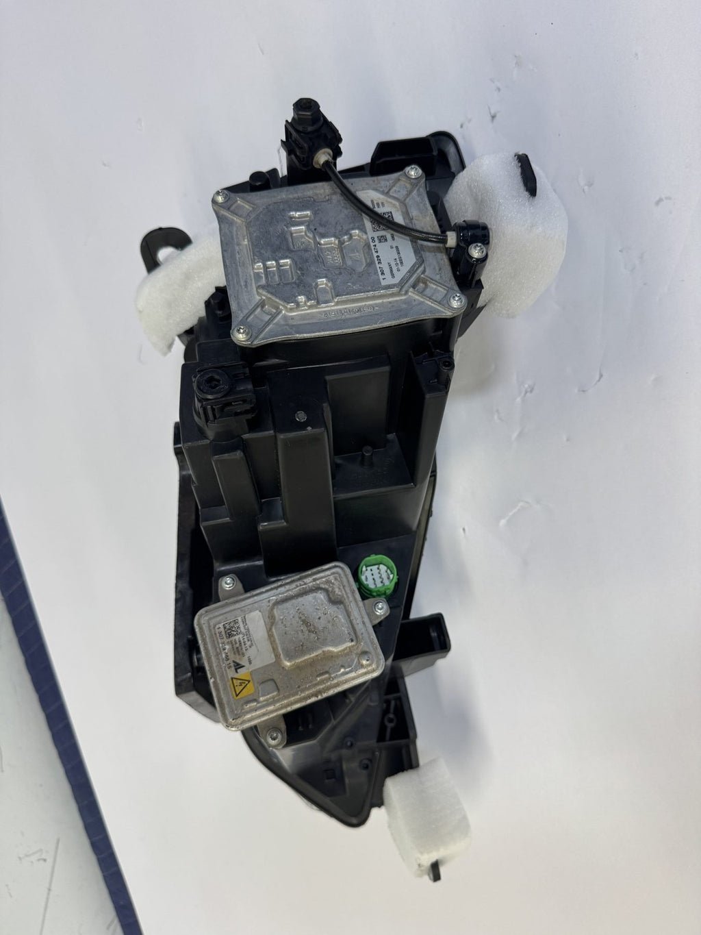 2014-2017 Maserati Ghibli Right Xenon Hid Non-Afs Headlight OEM 670106274 - eBay image 3