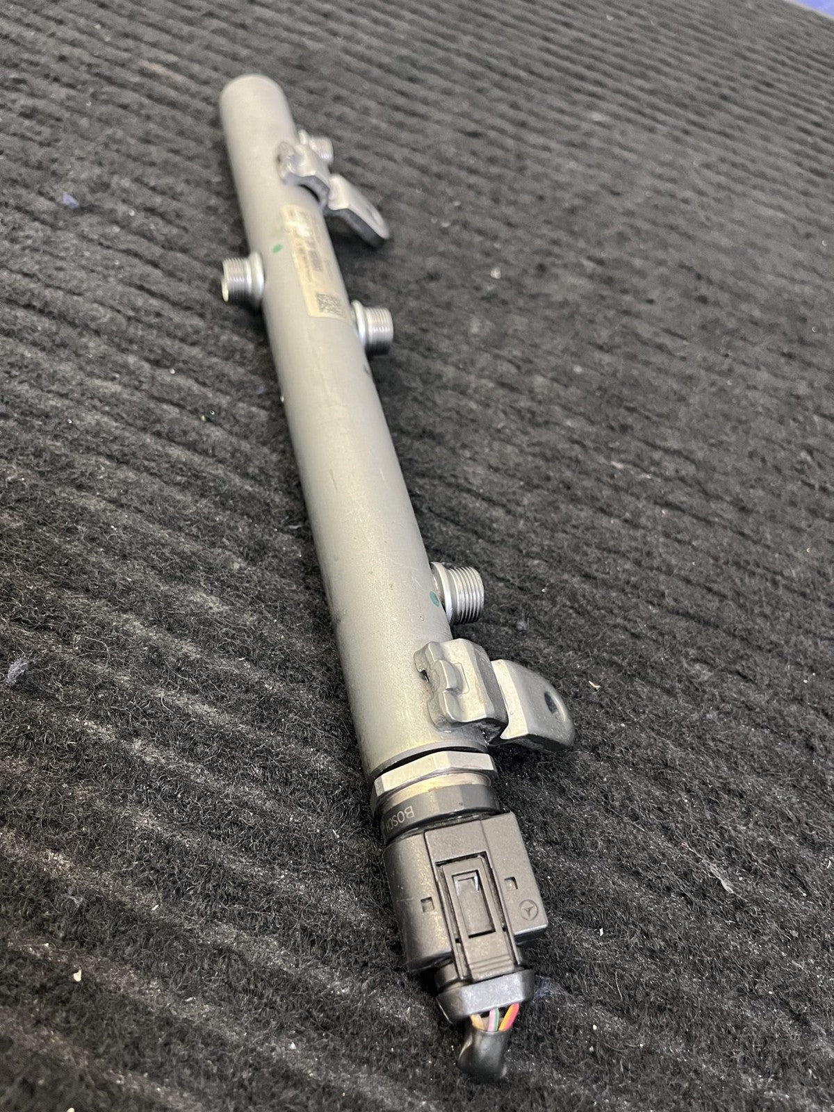 2010-2022 Mercedes-Benz Sprinter OM642 Right Fuel Rail OEM A6420703095 - eBay image 5