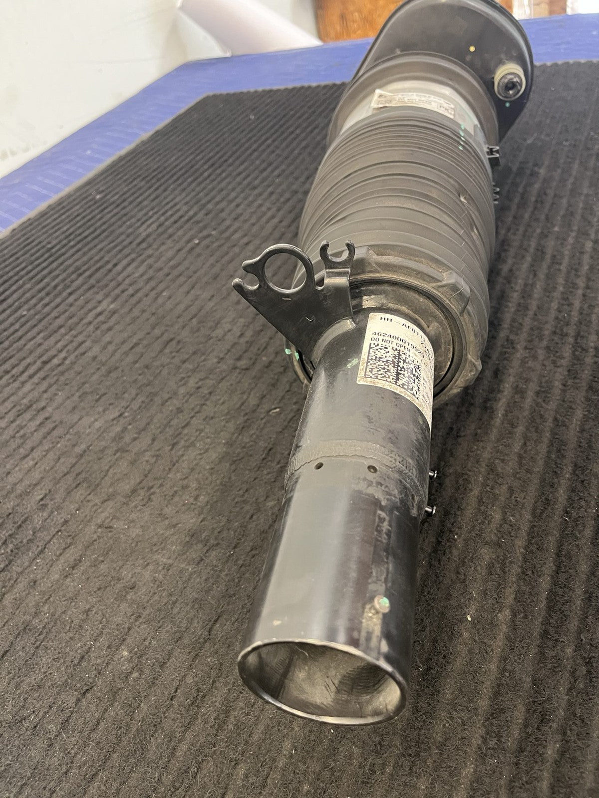 2019-2024 BMW X7 G07 Front Left Air Suspension Strut OEM 37106869035 - eBay image 9