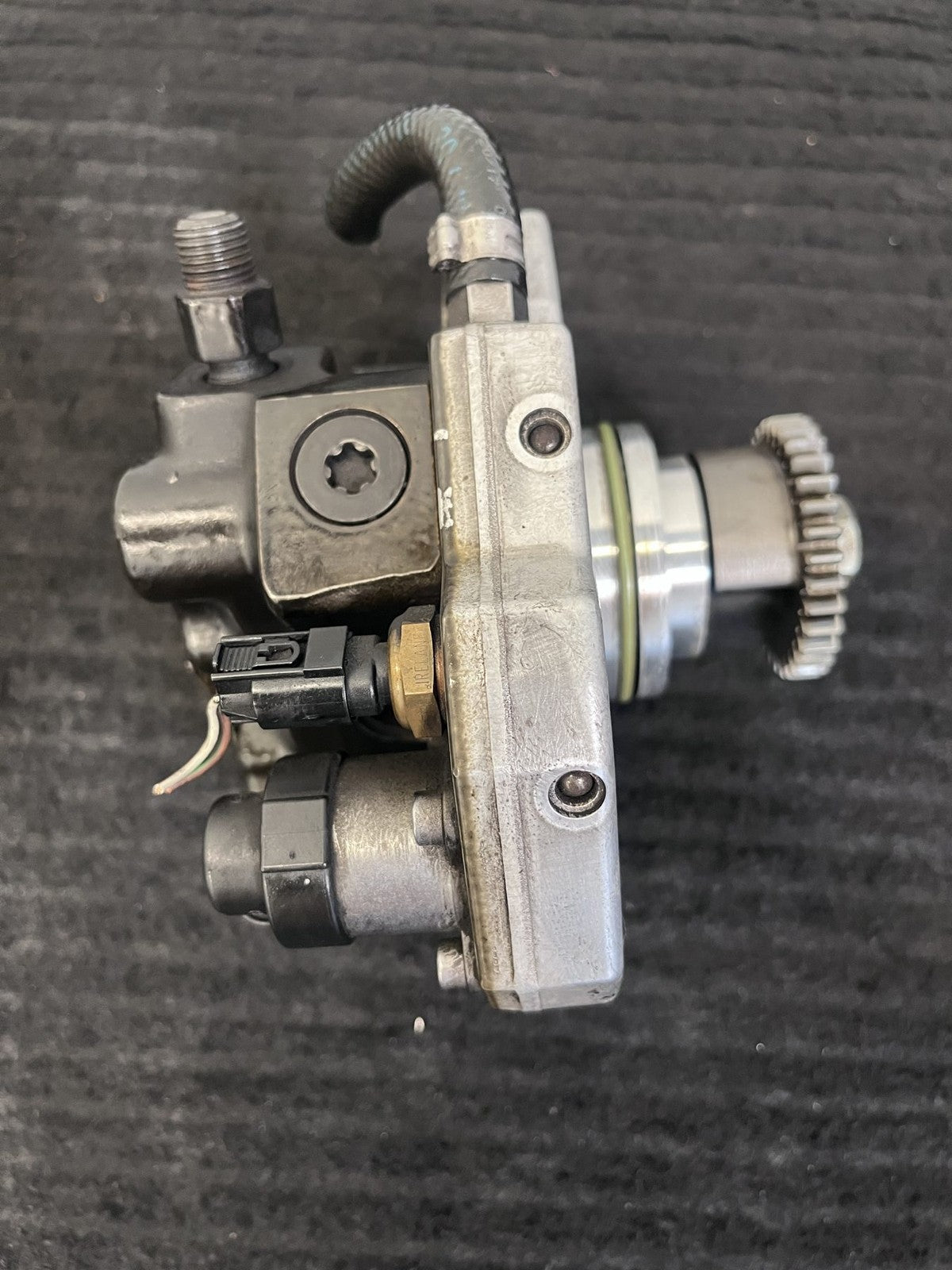 2010-2022 Mercedes-Benz Sprinter OM642 High Pressure Fuel Pump OEM A6420701101 - eBay image 4