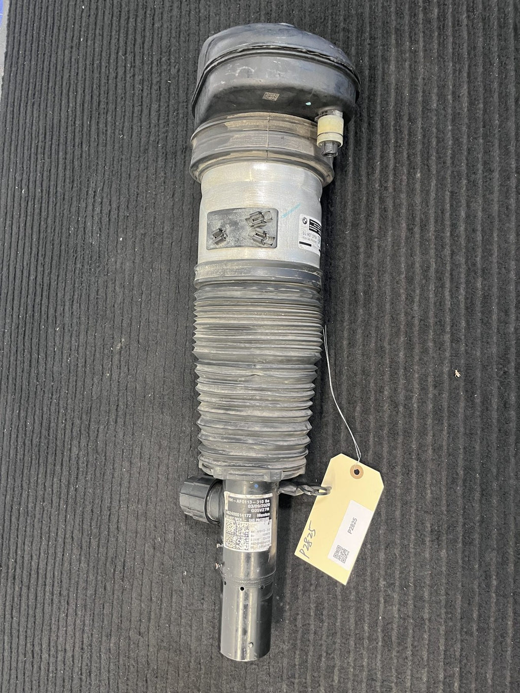 2019-2025 BMW X5 G05 Front Right Air Suspension Strut OEM 37106892426 - eBay image 1