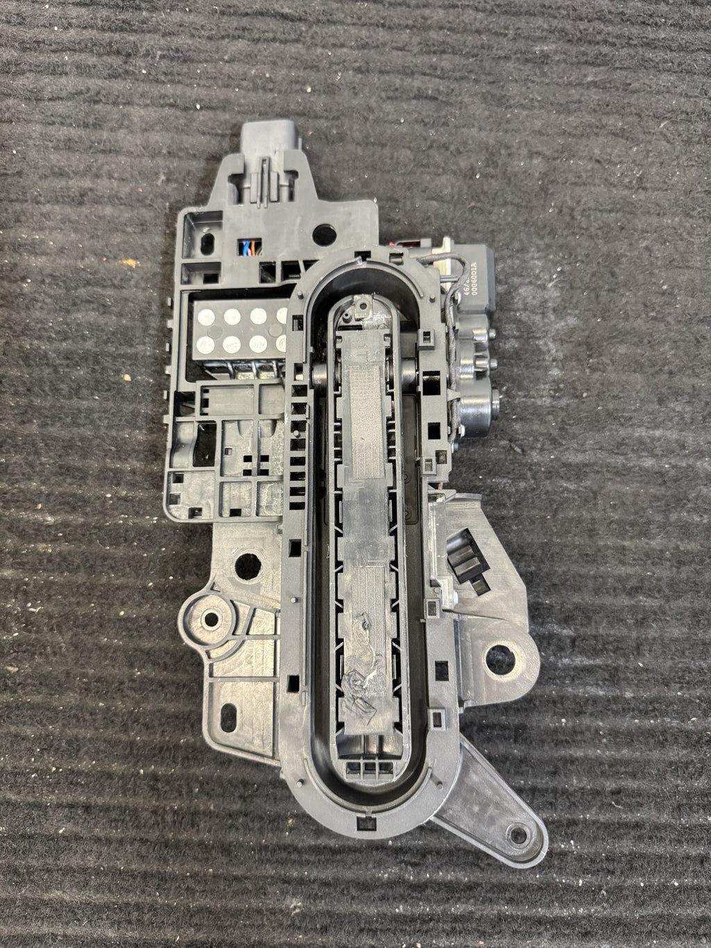 2022-2024 Rivian R1T R1S Rear Left Exterior Door Handle OEM C100003273-H-005 - eBay image 4