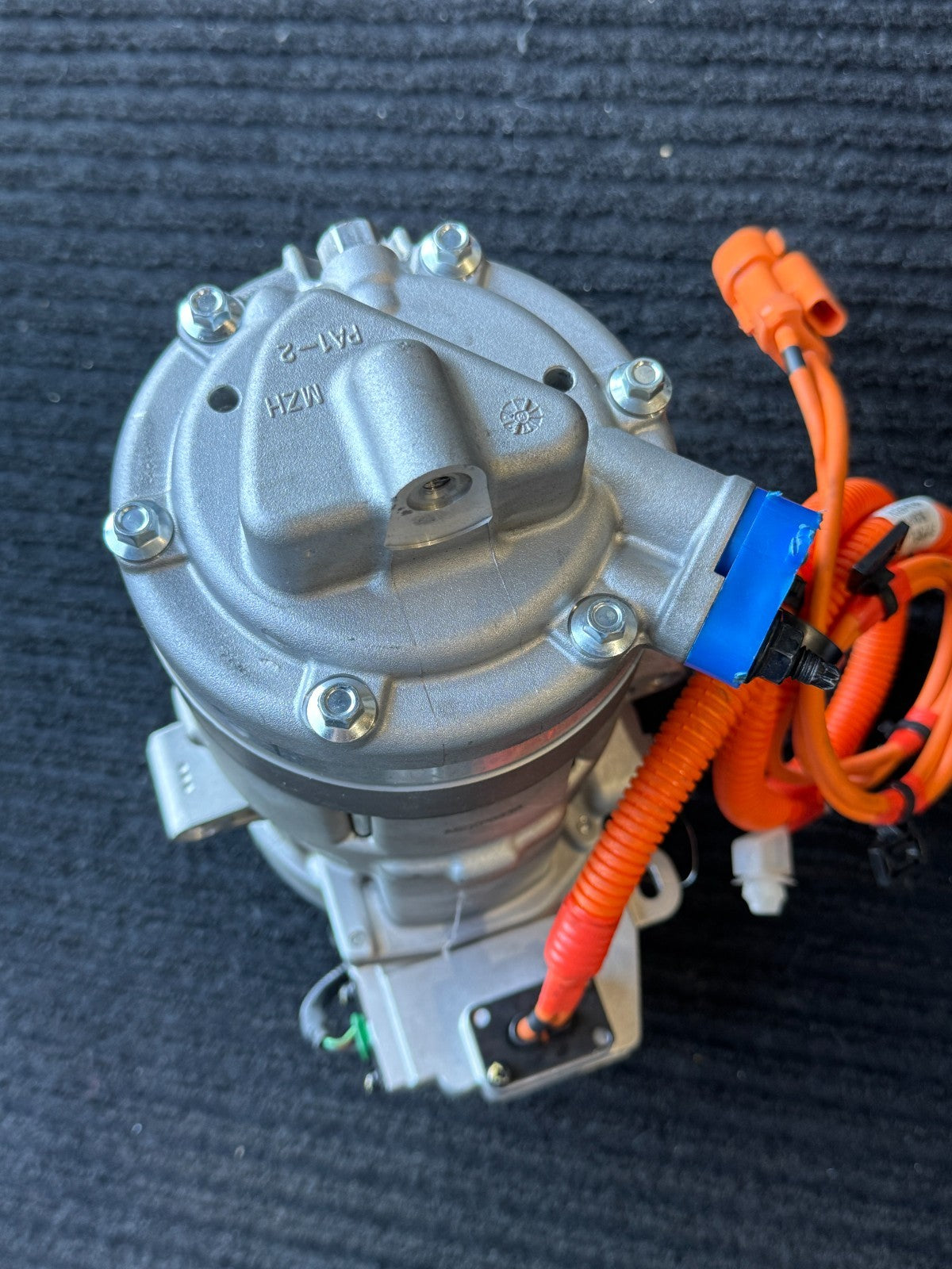 2017-2020 Tesla Model 3 A/C Compressor OEM 1088198-00-L - eBay image 8
