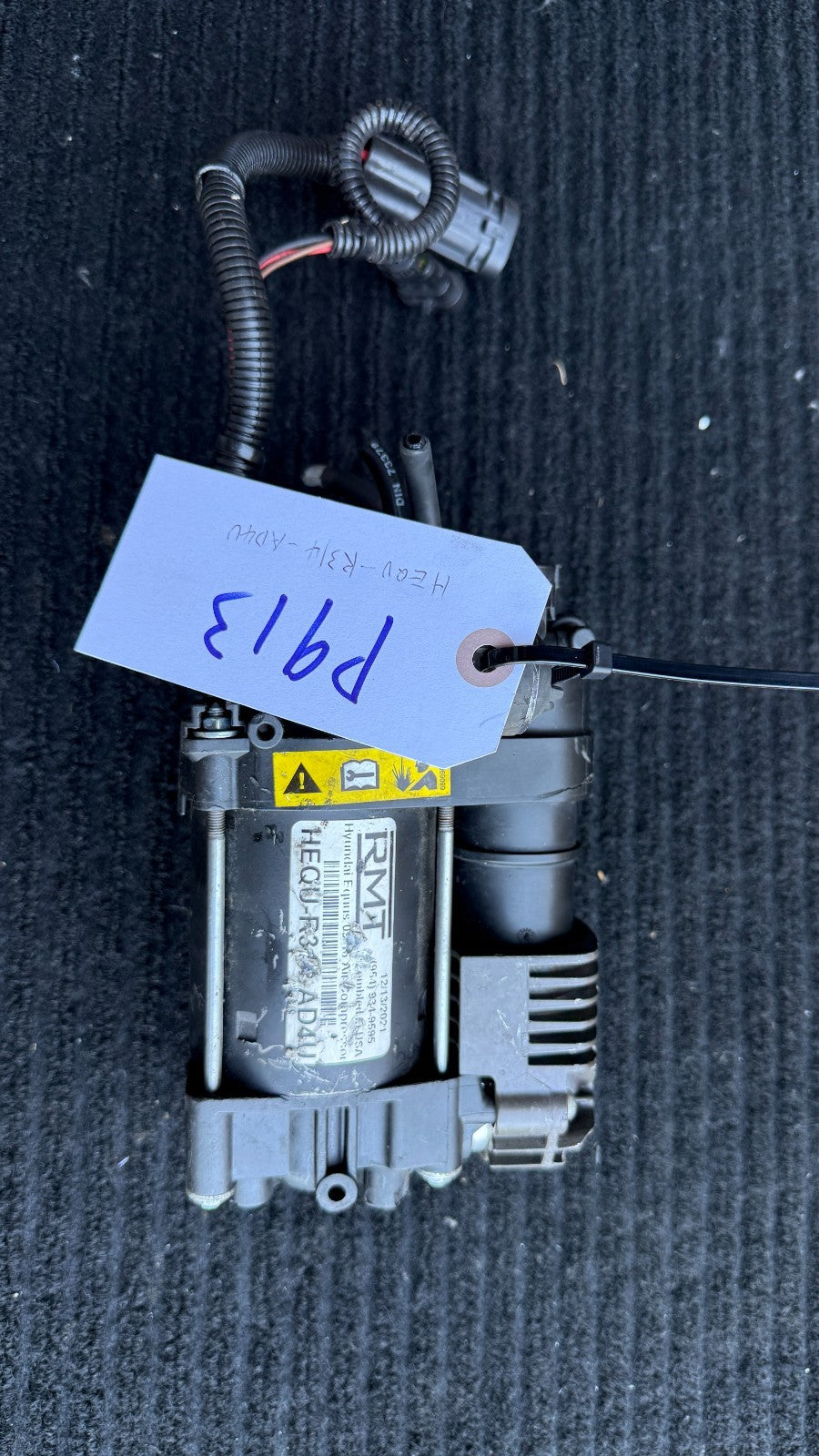 2009-2016 Hyundai Equus Air Suspension Compressor Pump OEM HEQU-R314-AD4U - eBay image 2