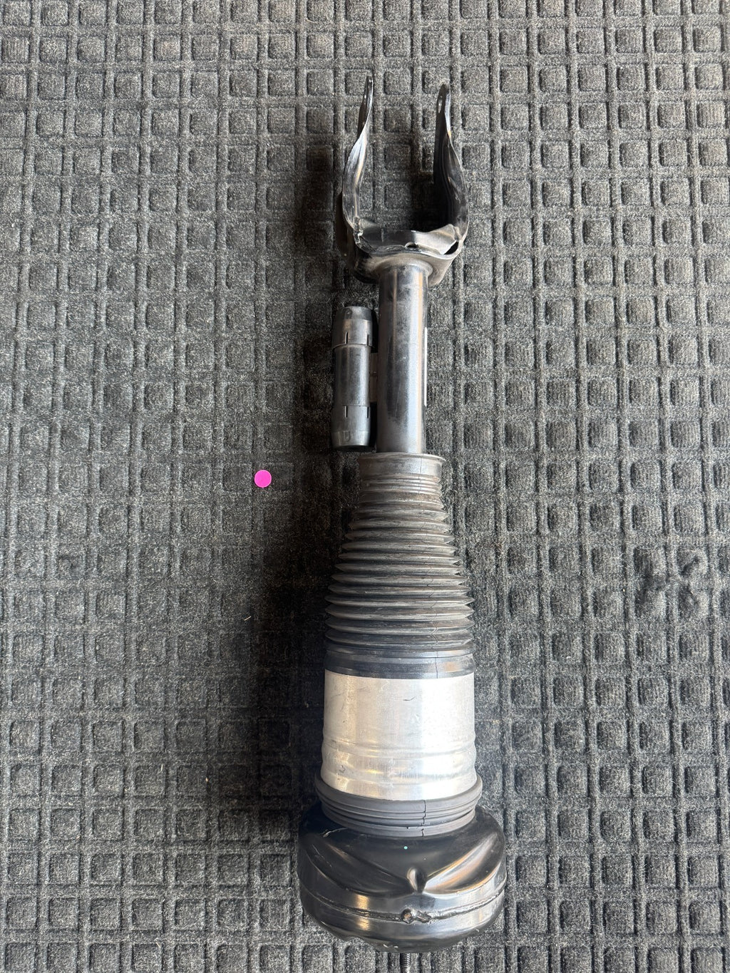 2021 Mercedes GLS63 AMG Left Suspension Strut Shock Air OEM A1673209704 - eBay image 1