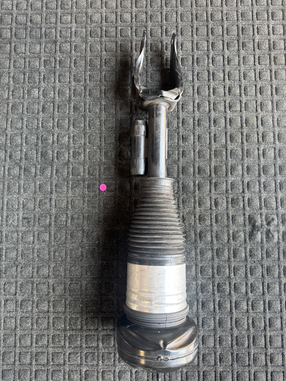 2021 Mercedes GLS63 AMG Left Suspension Strut Shock Air OEM A1673209704 - eBay image 1