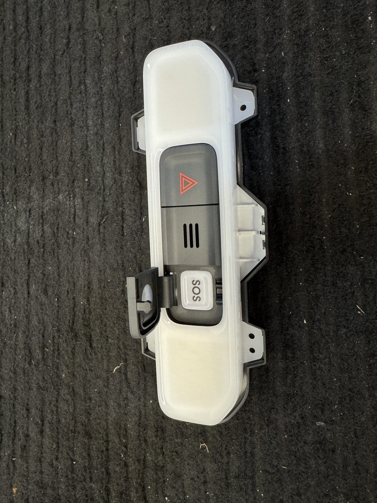2025-2026 Rivian R1T R1S Overhead Dome Light Sos Hazard OEM PT00740250-D-001 - eBay image 5