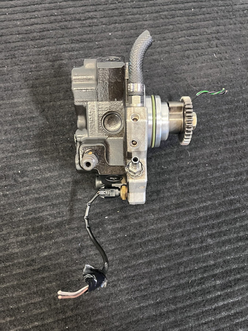 2010-2022 Mercedes-Benz Sprinter OM642 High Pressure Fuel Pump OEM A6420701101 - eBay image 4