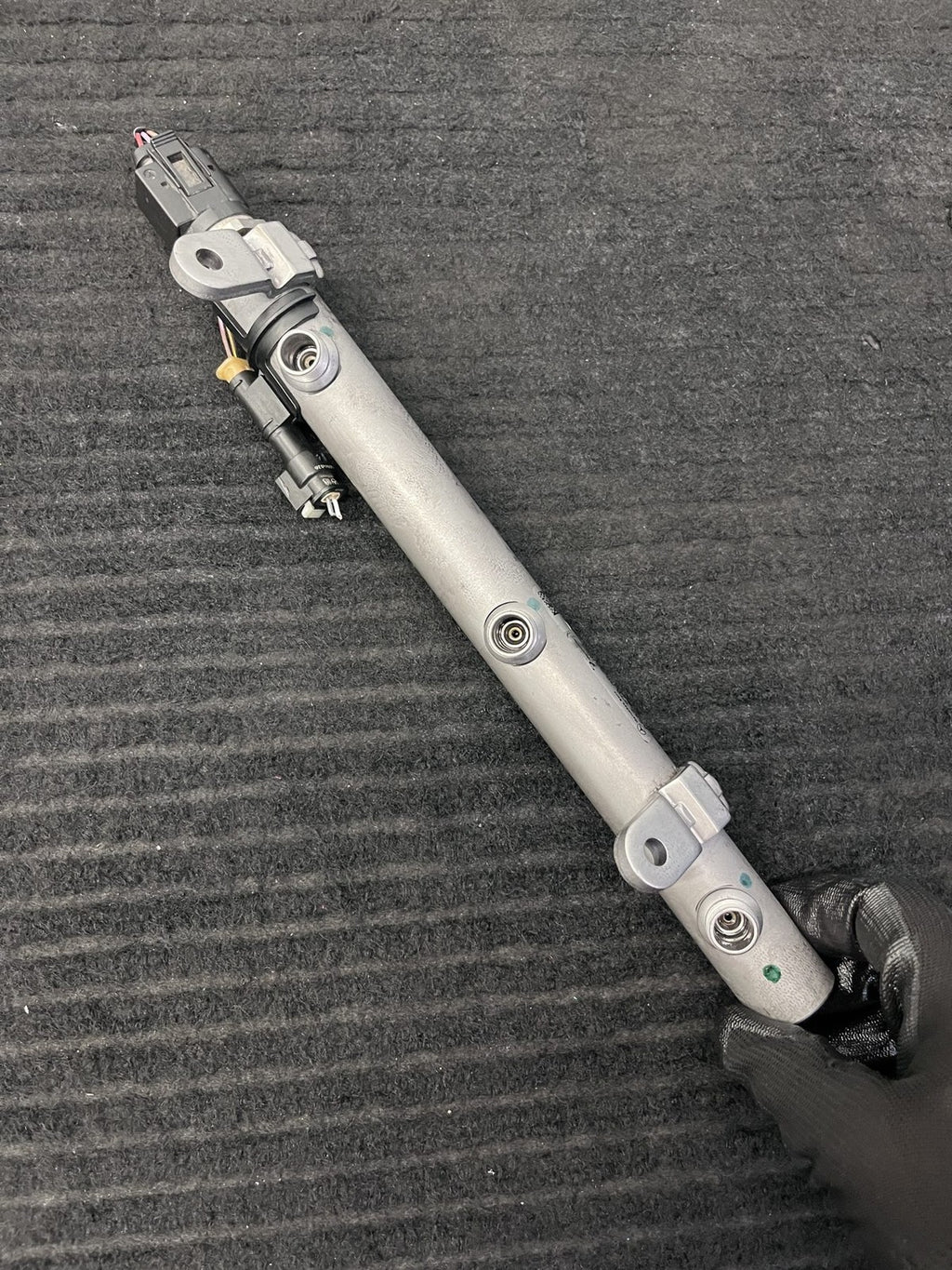 2010-2022 Mercedes-Benz Sprinter OM642 Right Fuel Rail OEM A6420703095 - eBay image 5
