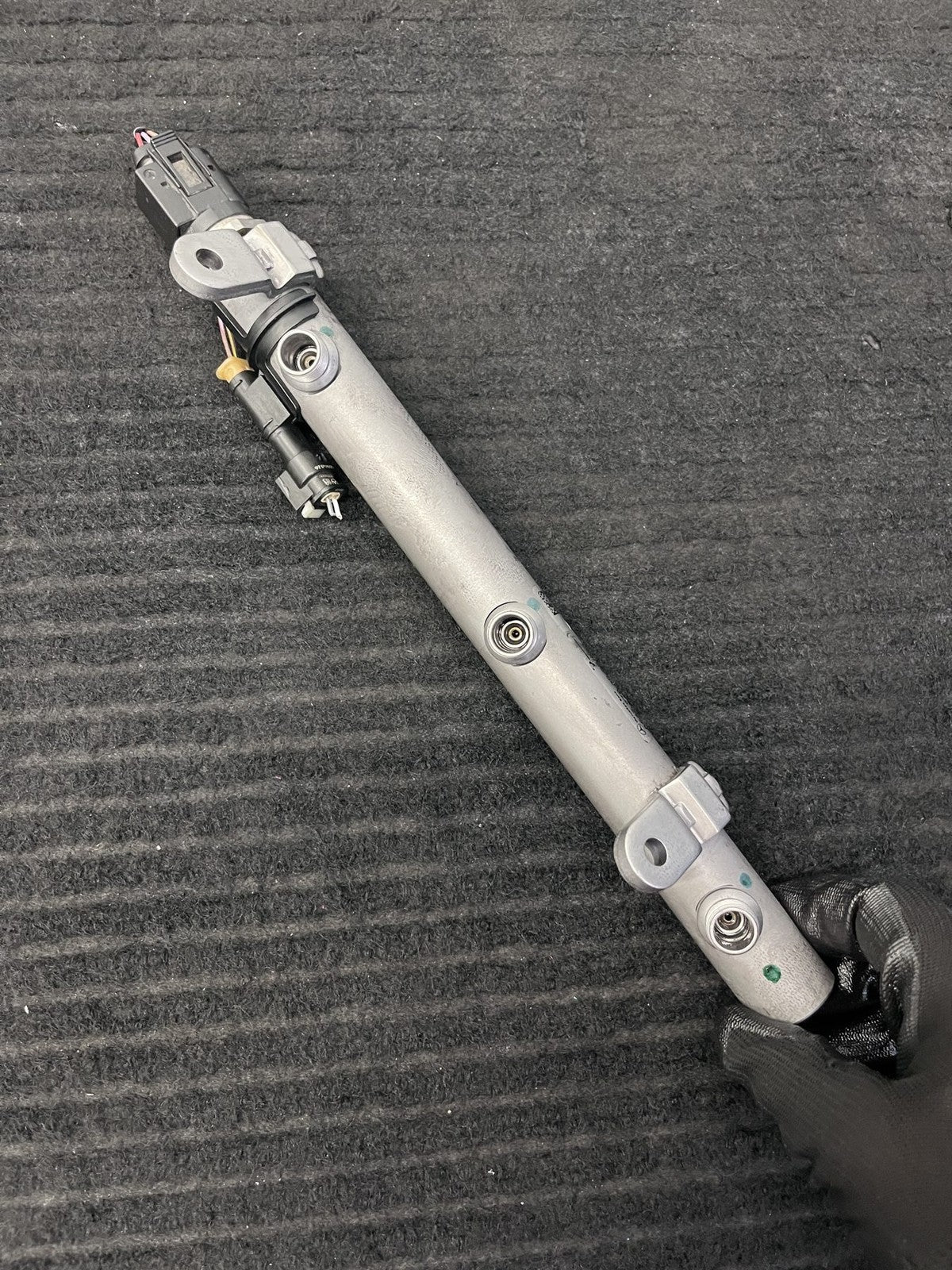 2010-2022 Mercedes-Benz Sprinter OM642 Right Fuel Rail OEM A6420703095 - eBay image 5