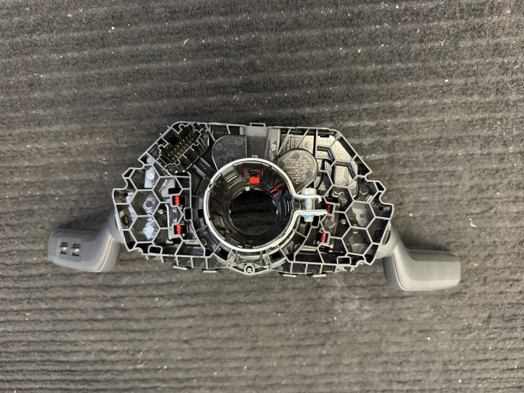 2025 Rivian R1S Gen 2 Steering Column Clockspring Switch OEM PT00608015-E - eBay image 4