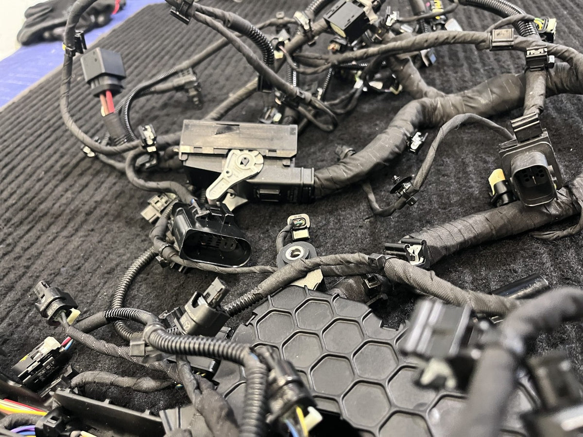 2019-2021 Mercedes-Benz C300 W205 Engine Wiring Harness OEM A2641502400 - eBay image 6