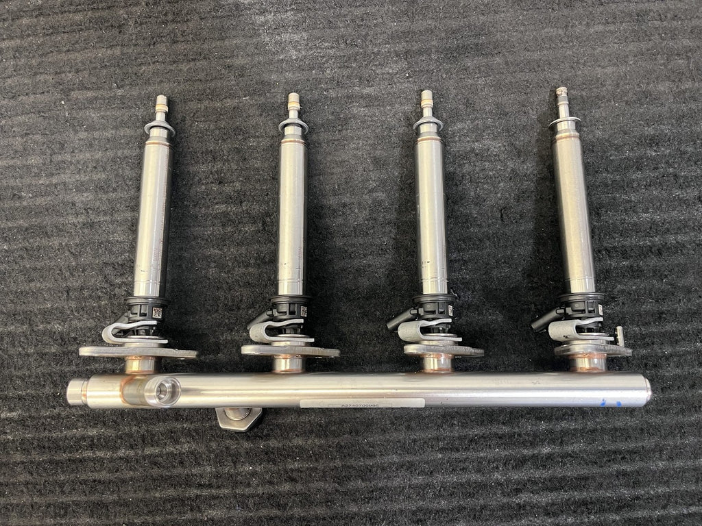 2015-2019 Mercedes-Benz C300 GLC300 E300 Fuel Rail 4 Injectors OEM A2740700995 - eBay image 3