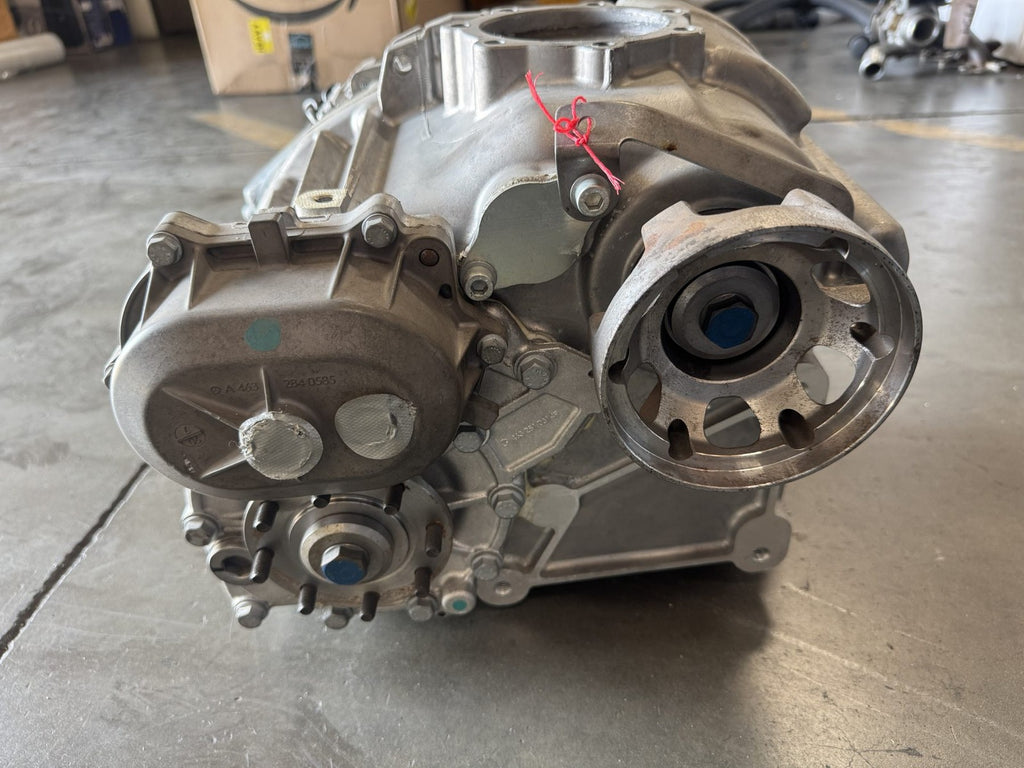 2002-2018 Mercedes-Benz G500 G55 G550 G63 G65 W463 Transfer Case OEM A4632802000 - eBay image 1