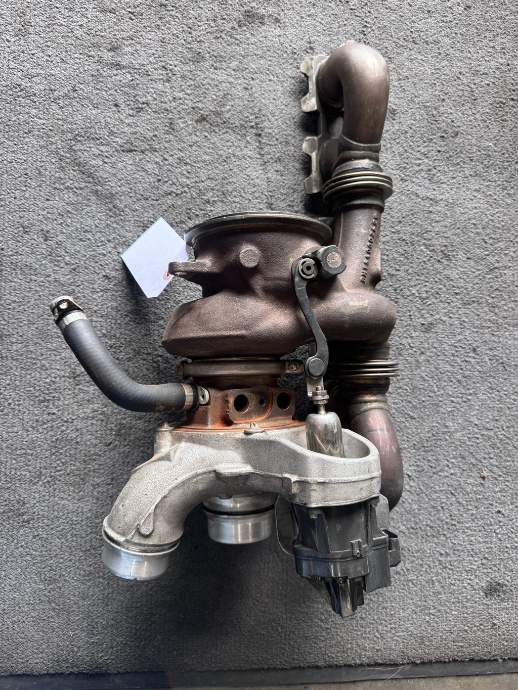2017-2021 BMW 228i 230i M240i Turbocharger with Exhaust Manifold OEM 7643147 - eBay image 8