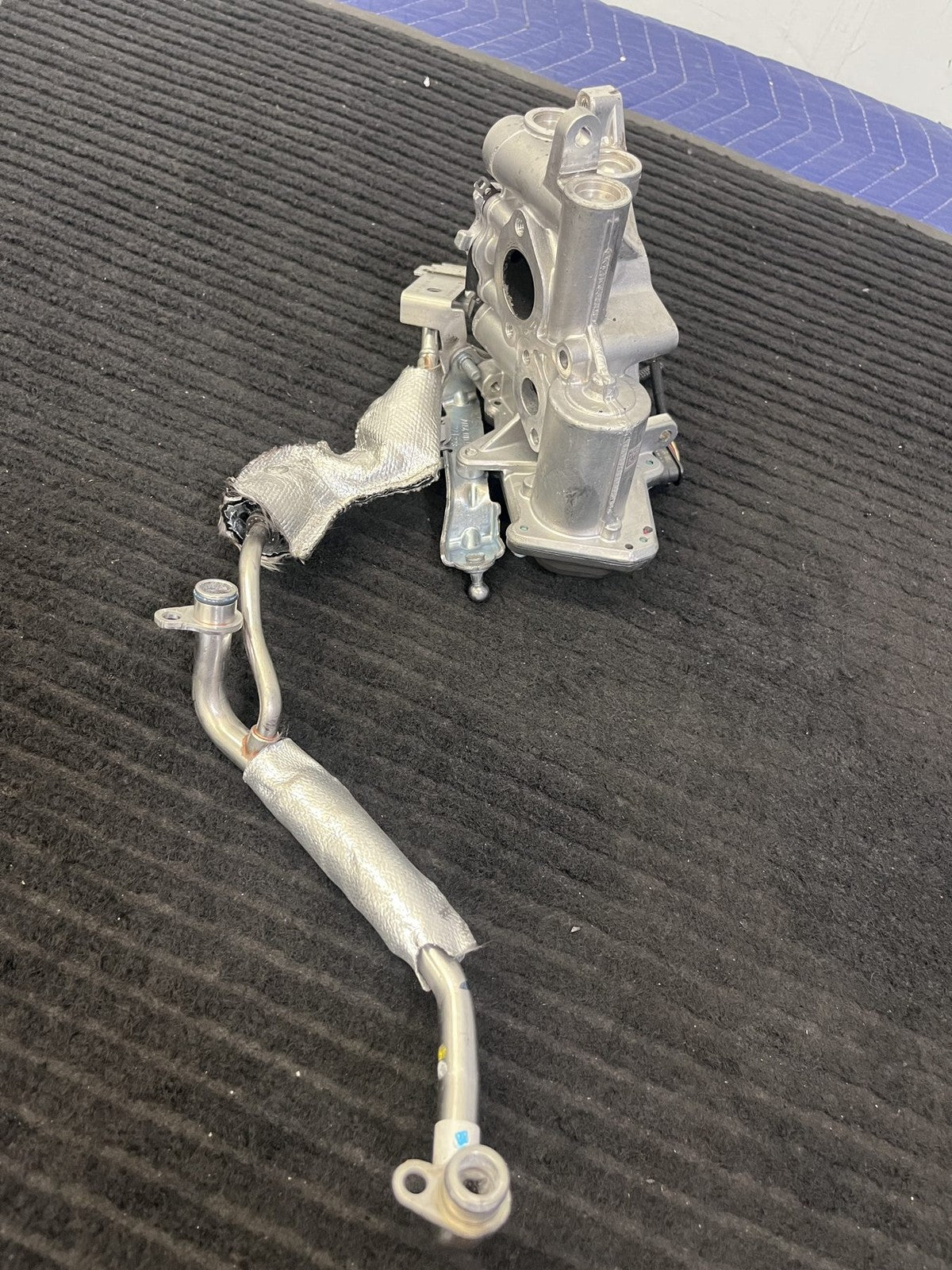 Mercedes-Benz OM654 2.0L Diesel Egr Valve Assembly With Pipes Genuine OEM - eBay image 8