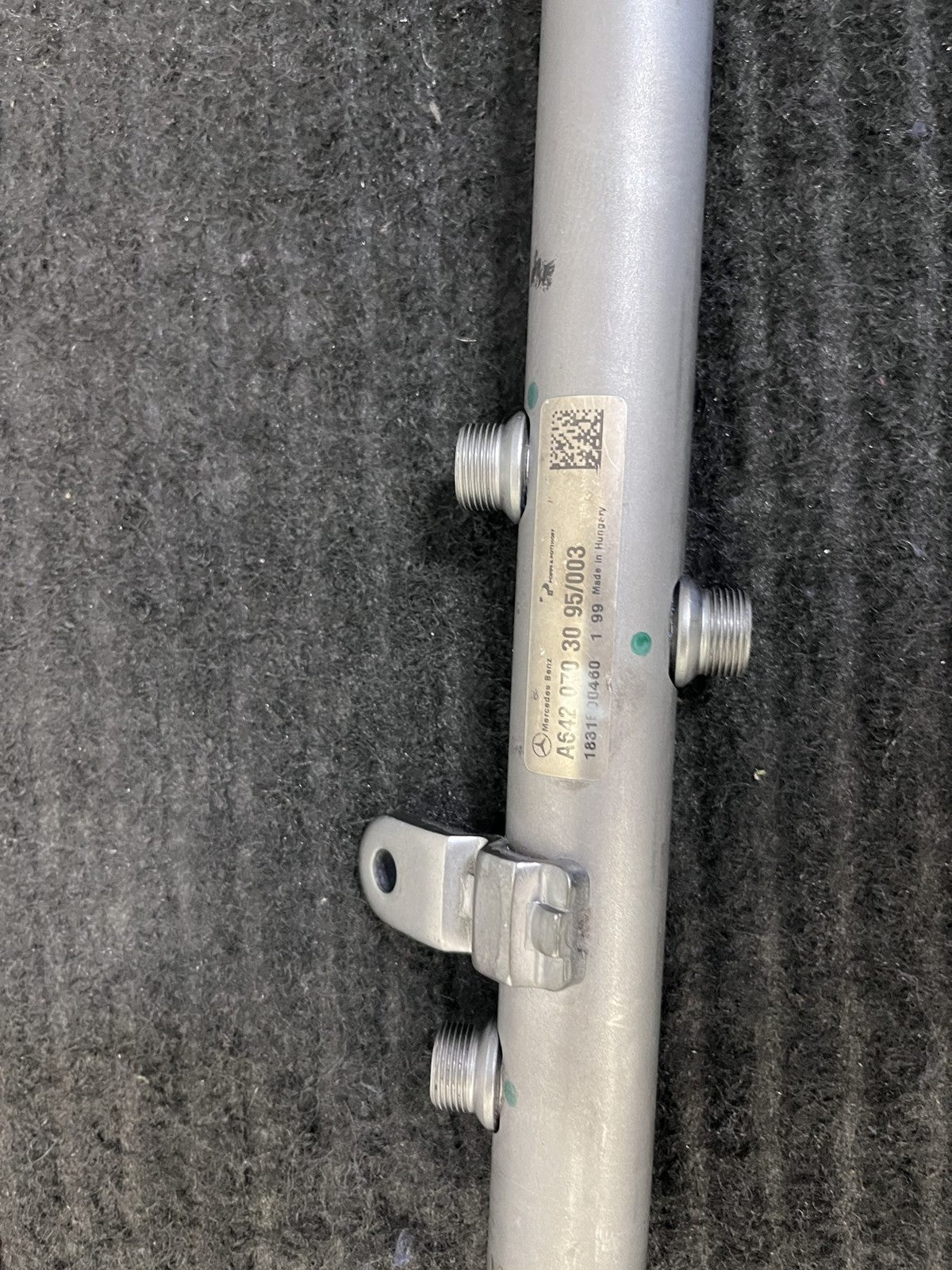 2010-2022 Mercedes-Benz Sprinter OM642 Right Fuel Rail OEM A6420703095 - eBay image 2