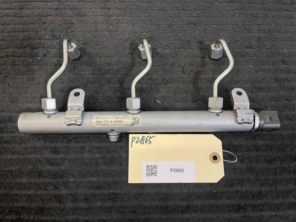 2010-2022 Mercedes-Benz Sprinter OM642 High Pressure Fuel Pump OEM A6420701101 - eBay image 1