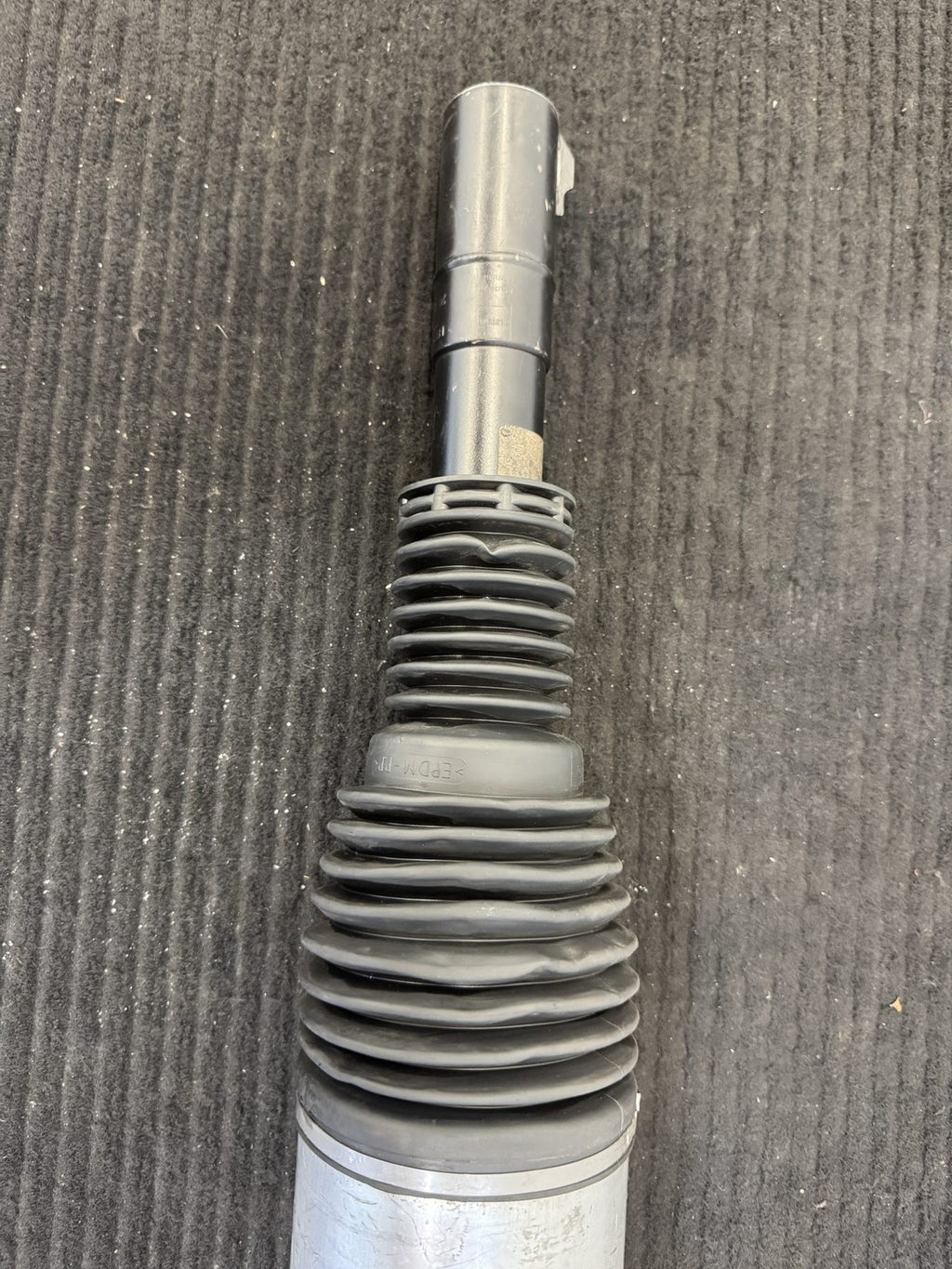 2020-2024 Land Rover Defender 110 Front Right Air Suspension OEM L8B2-3C285-Aa - eBay image 6