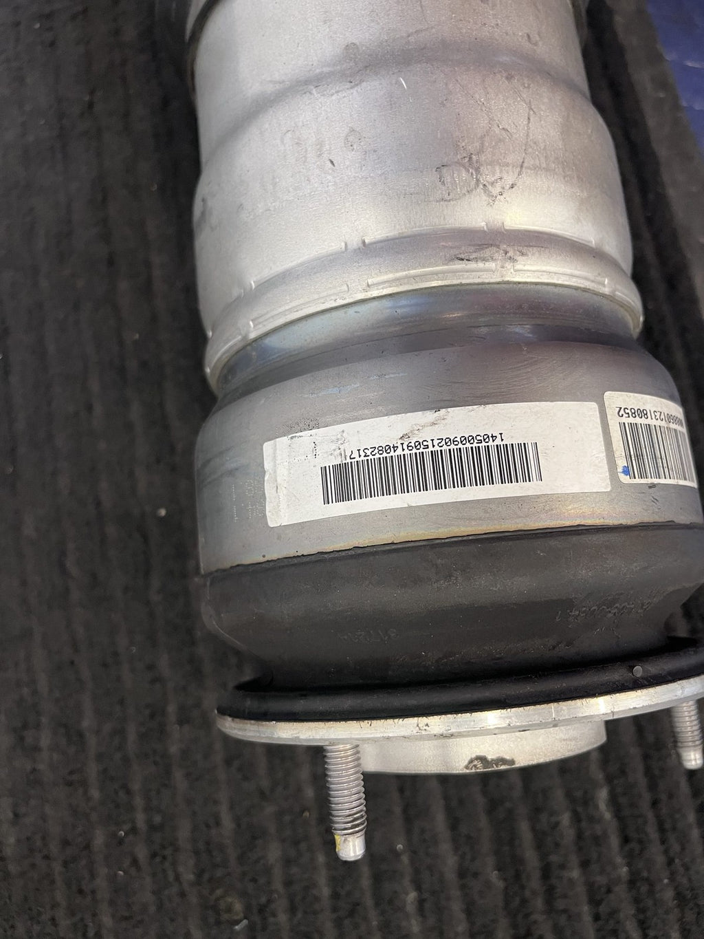 2015-2017 Rolls-Royce Wraith Front Right Air Suspension Strut OEM 37106868824 - eBay image 10