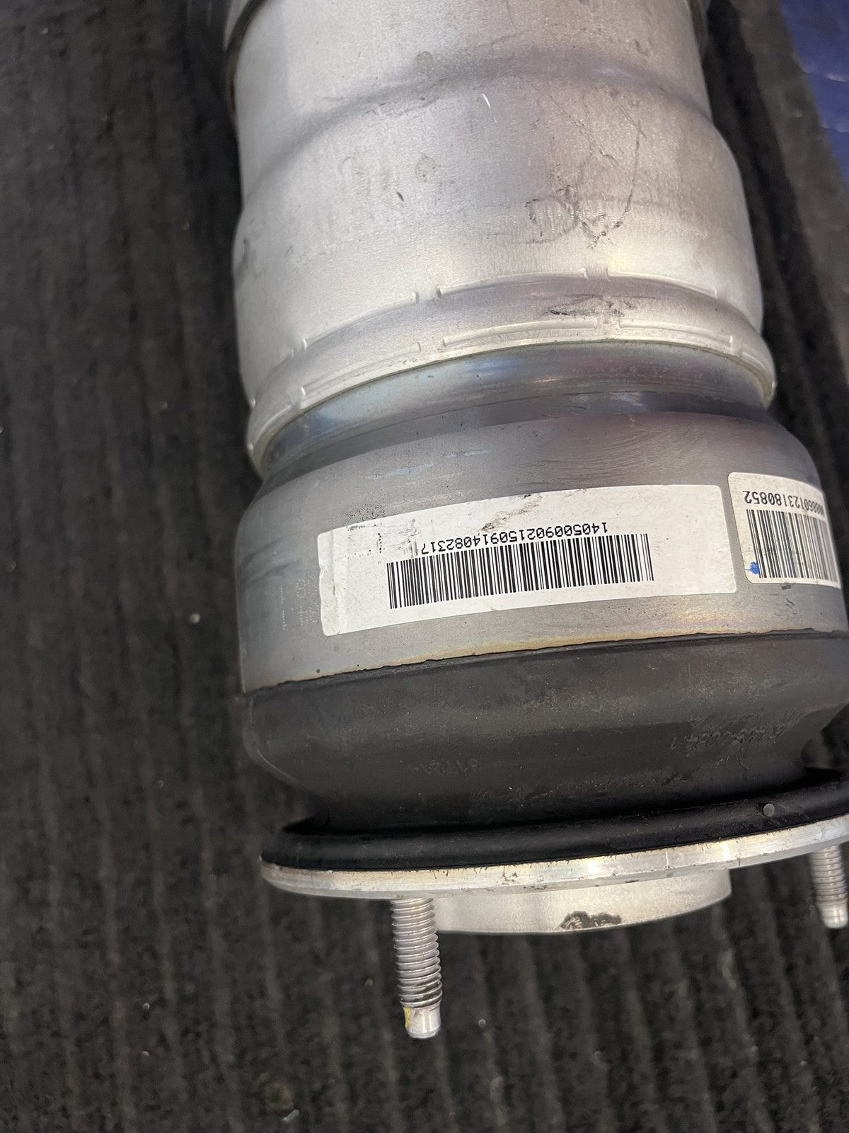 2015-2017 Rolls-Royce Wraith Front Right Air Suspension Strut OEM 37106868824 - eBay image 10
