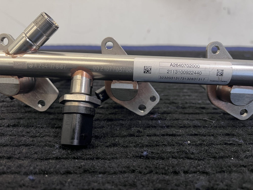 2019-2023 Mercedes-Benz C300 GLC300 E350 Fuel Rail 2 Injectors OEM A2640702000 - eBay image 2