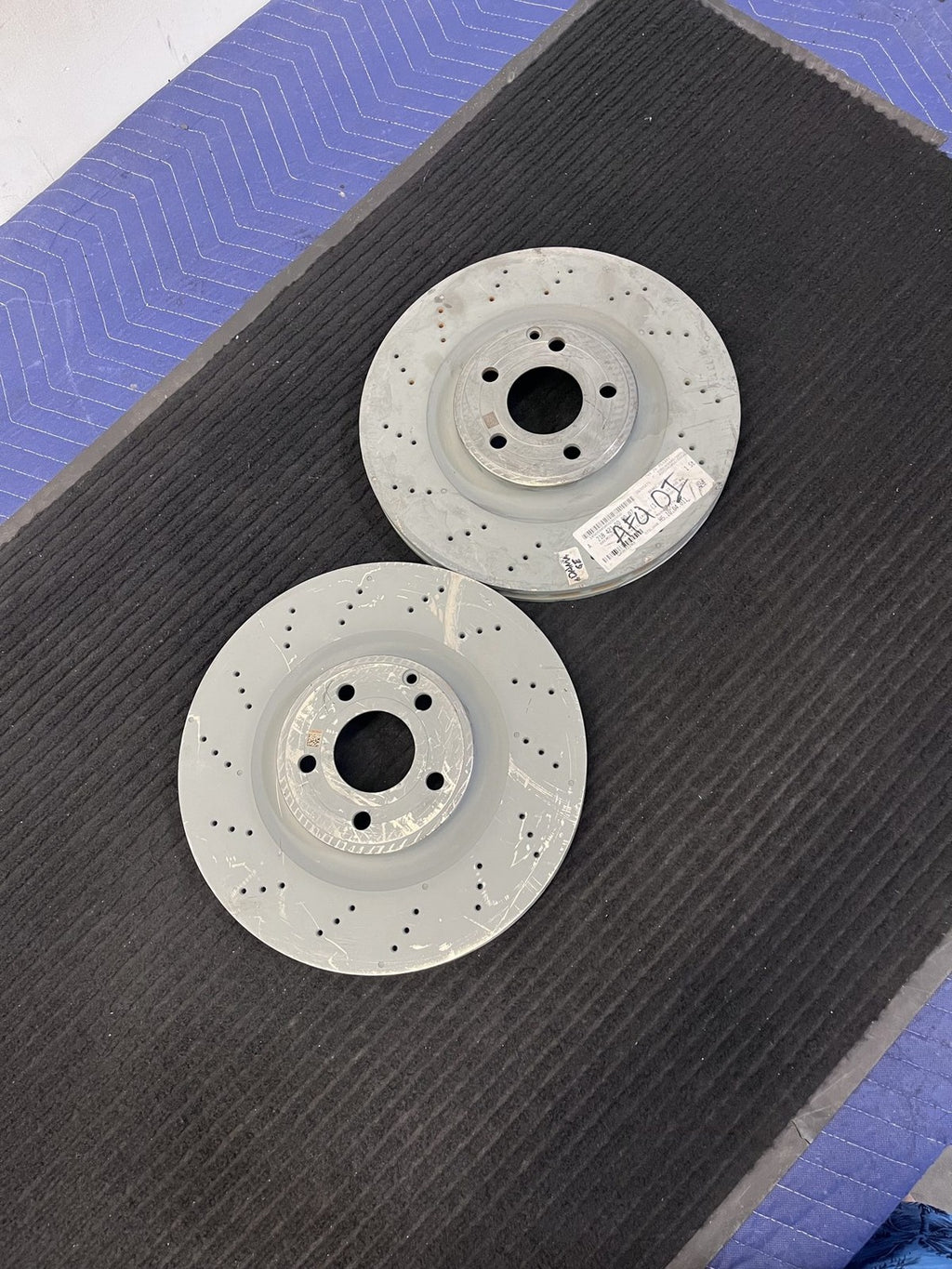 2015-2017 Mercedes-Benz CLS400 4MATIC Front Brake Disc Rotor Pair OEM A2184210000 - eBay image 2