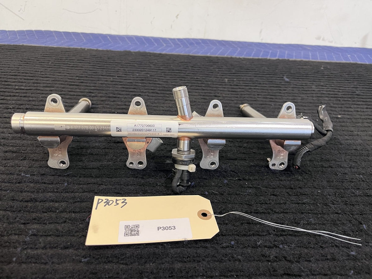 2015-2021 Mercedes-Benz AMG M177 V8 Fuel Rail 2 Injectors OEM A1770706600 - eBay image 1