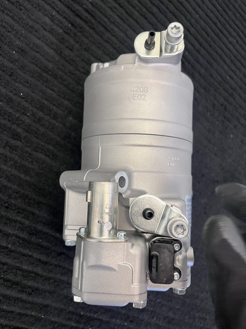 2019-2021 Range Rover Sport P400e Electric Ac Compressor Reman OEM LR101272 - eBay image 2