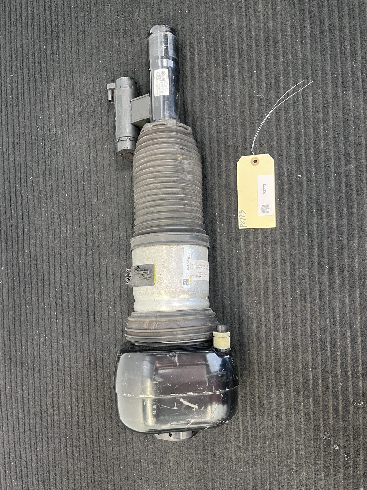 2021-2025 Rolls-Royce Ghost RR21 Front Left Air Strut OEM 37105A35375 - eBay image 1