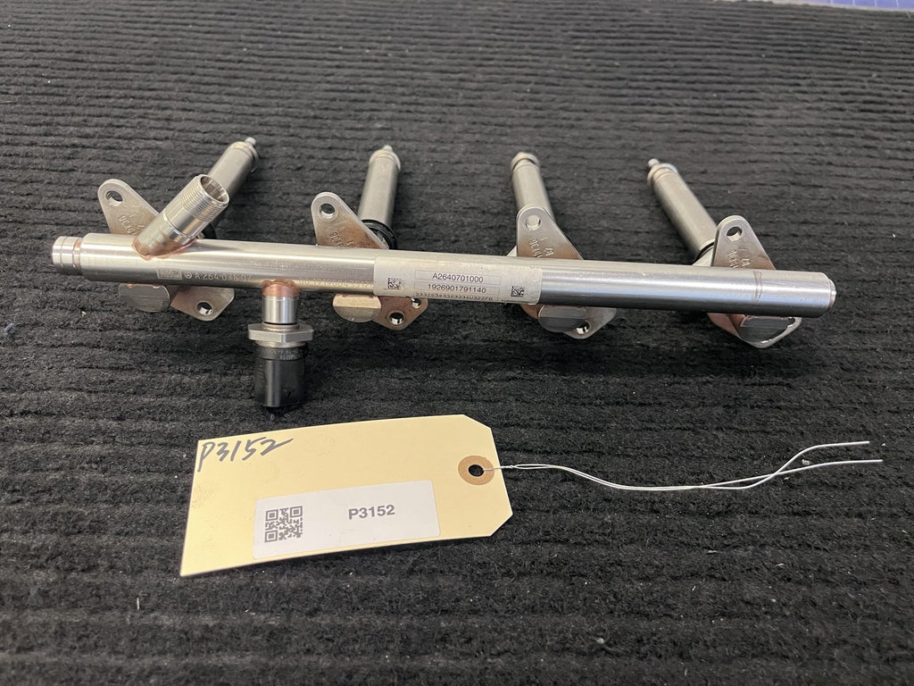 2019-2023 Mercedes-Benz C300 GLC300 E350 Fuel Rail 4 Injectors OEM A2640701000 - eBay image 1