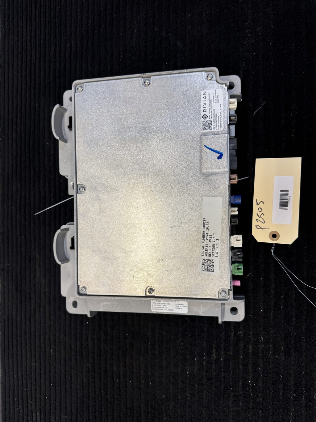 2025-2026 Rivian R1T R1S Gen 2 Axm 2.0 Autonomy Module OEM PT00547397-F03 - eBay image 1