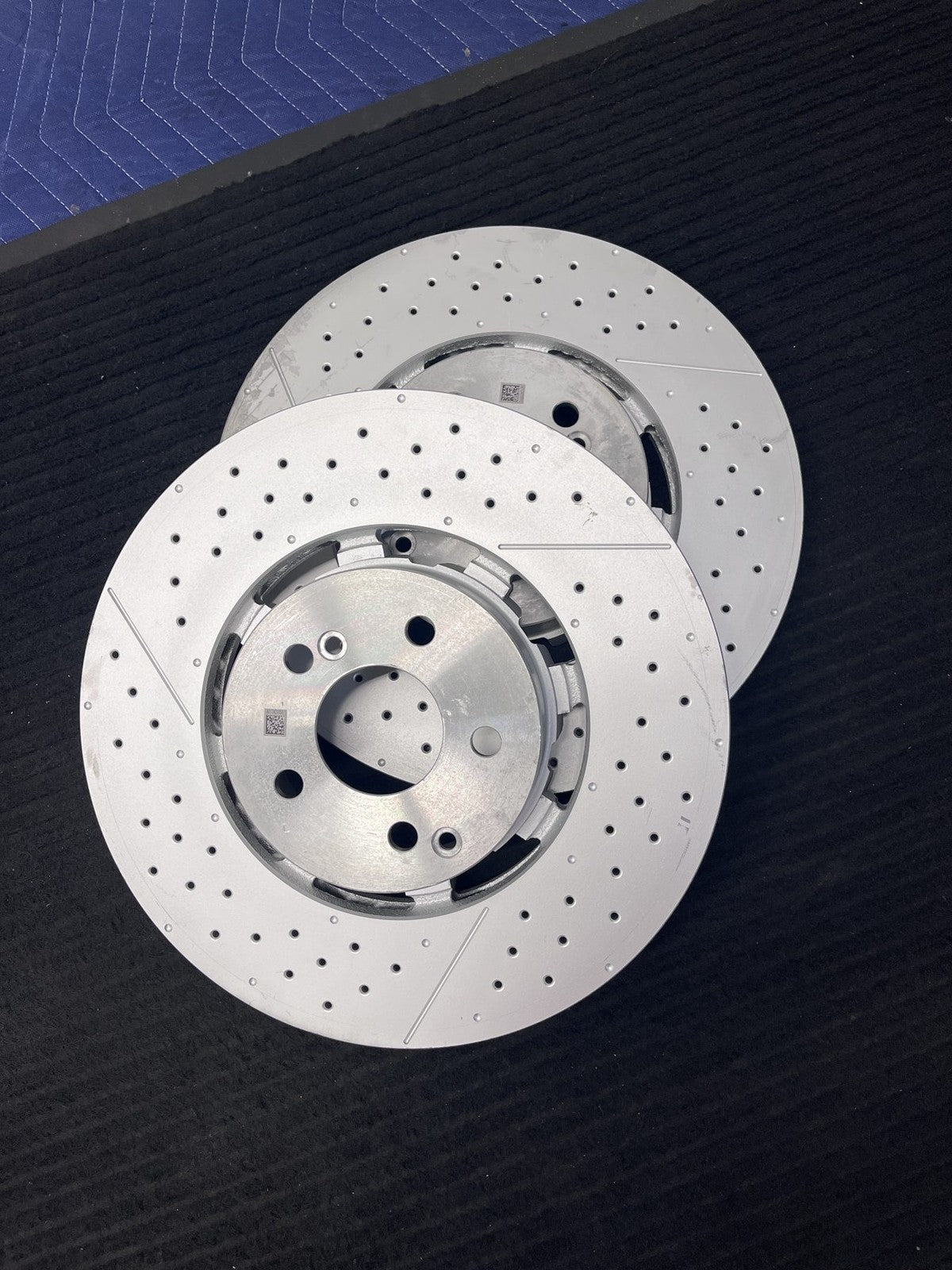 2008-2024 Mercedes-Benz C63 E63 CLS63 AMG Gt Front Rotors Pair OEM A2124210512 - eBay image 6