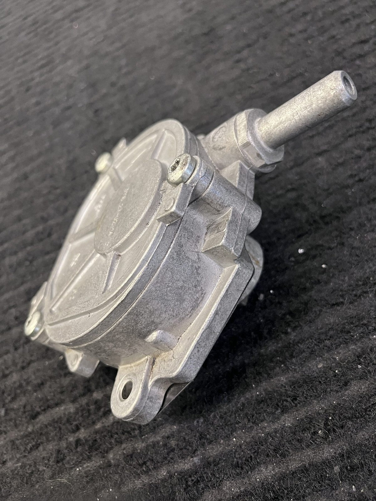 2012-2015 Mercedes-Benz C250 SLK250 M271 Brake Vacuum Pump OEM A2712301665 - eBay image 4