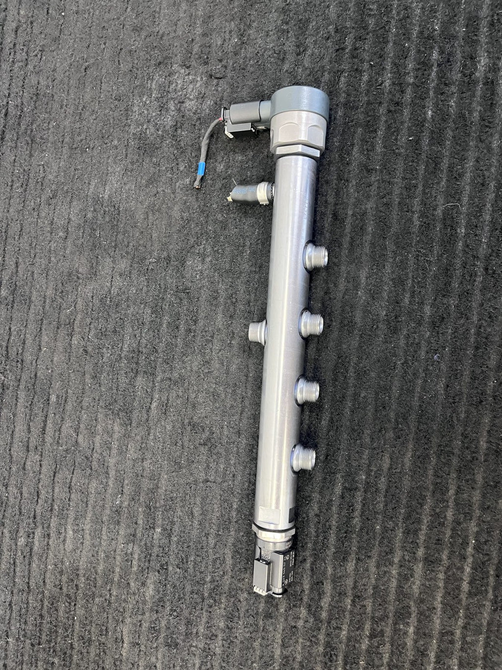 2023-2024 Mercedes-Benz Sprinter OM654 2.0 Diesel Fuel Rail OEM A6540700195 - eBay image 4