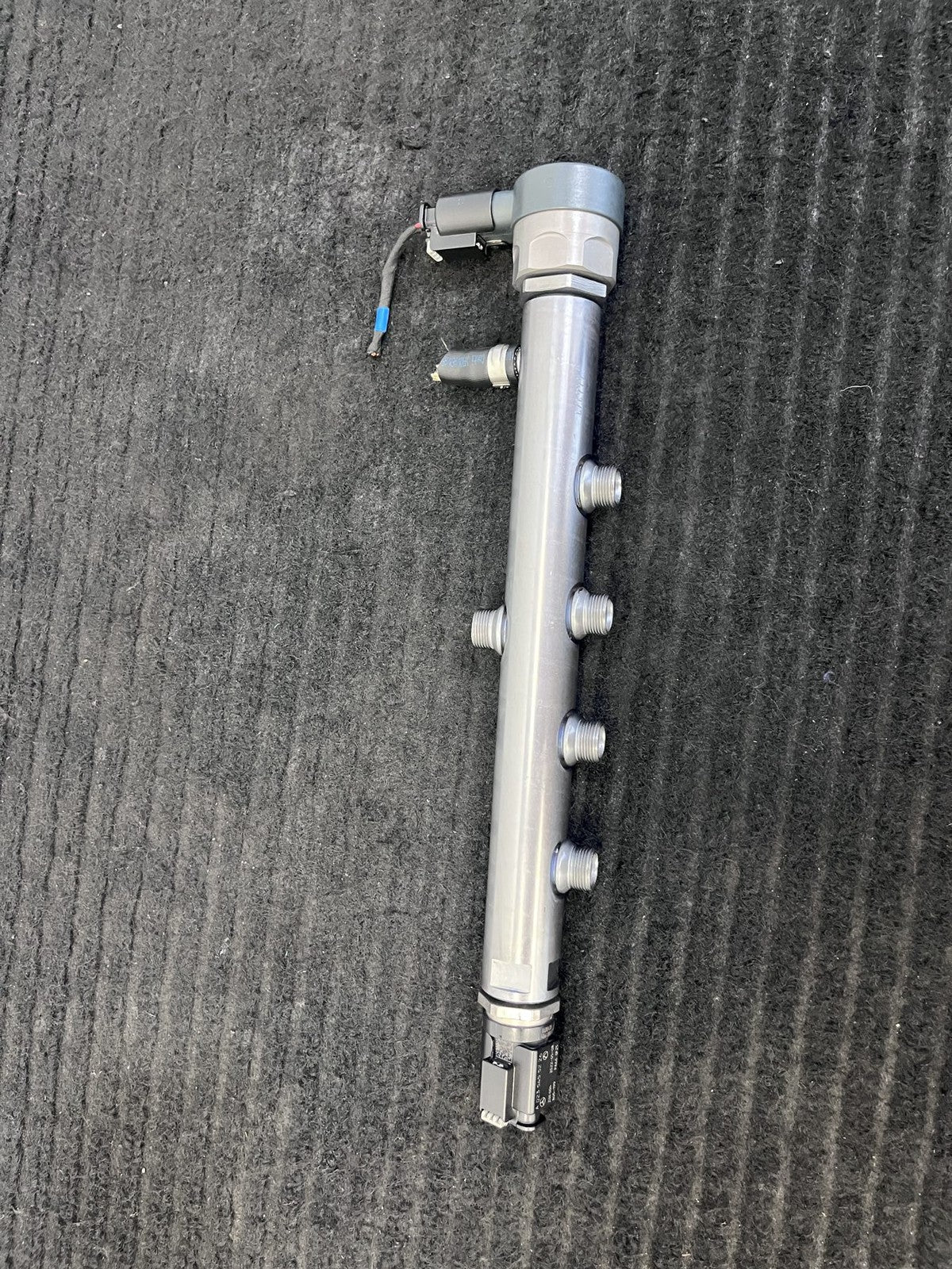 2023-2024 Mercedes-Benz Sprinter OM654 2.0 Diesel Fuel Rail OEM A6540700195 - eBay image 4