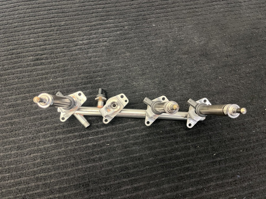 2016-2021 Mercedes-Benz C63 AMG Fuel Rail 3 Injectors OEM A2740704800 - eBay image 4