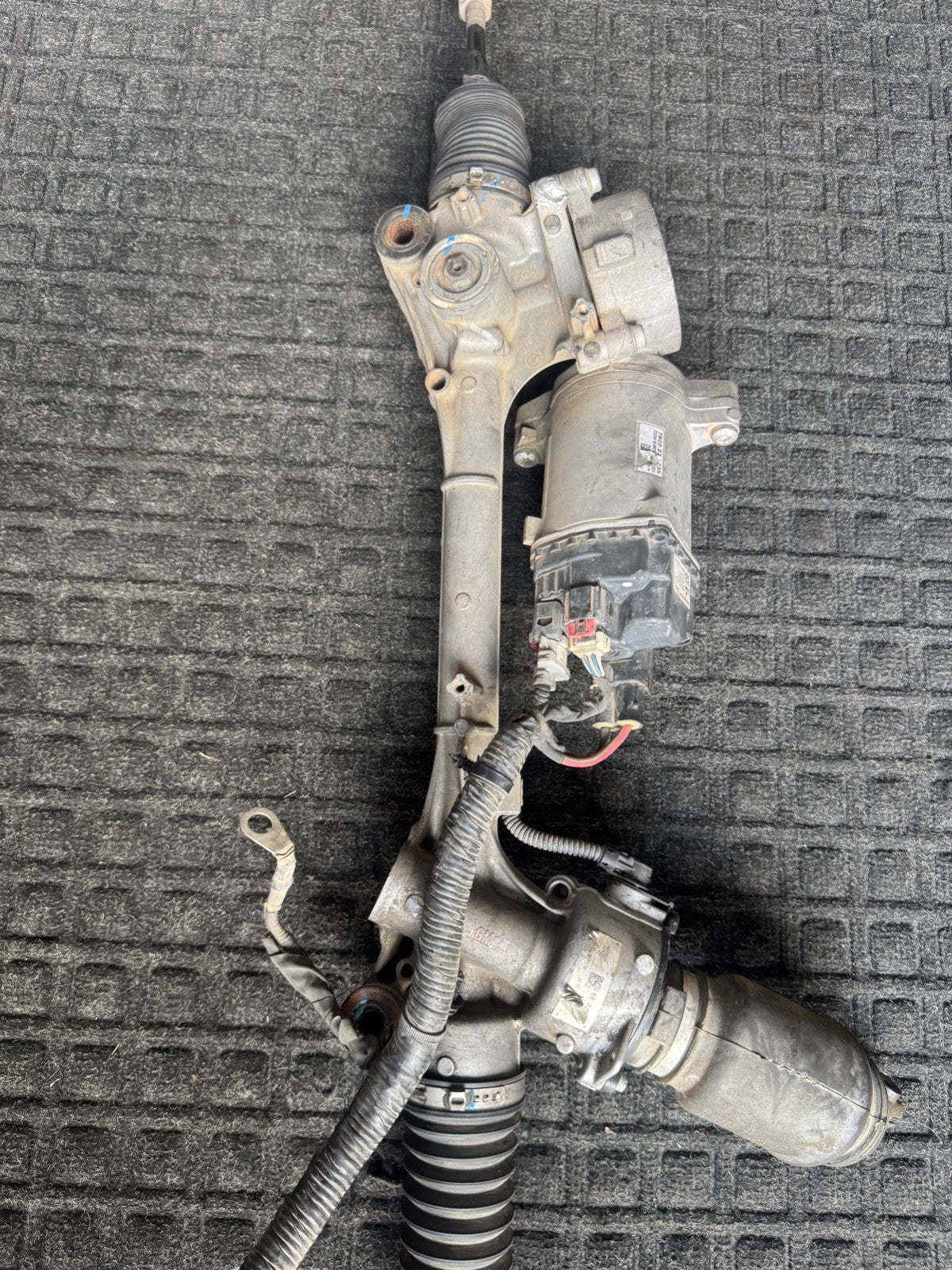 2018 Chevy Malibu Electric Power Steering Rack & Pinion OEM 84352105 - eBay image 6