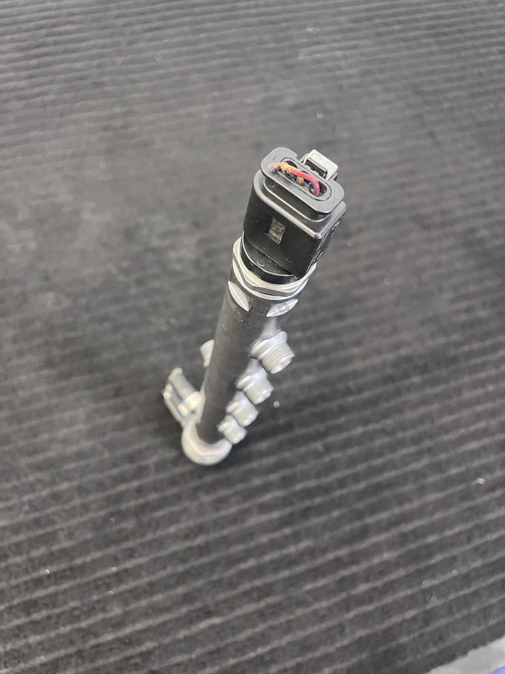 2023-2024 Mercedes-Benz Sprinter OM654 2.0 Diesel Fuel Rail OEM A6540700195 - eBay image 8