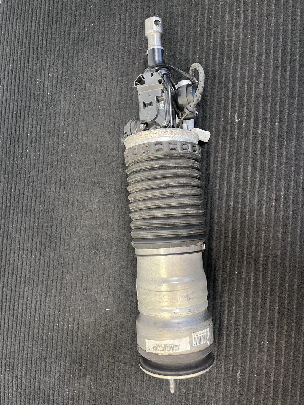 2015-2017 Rolls-Royce Wraith Front Left Air Suspension Strut OEM 37106868823 - eBay image 6
