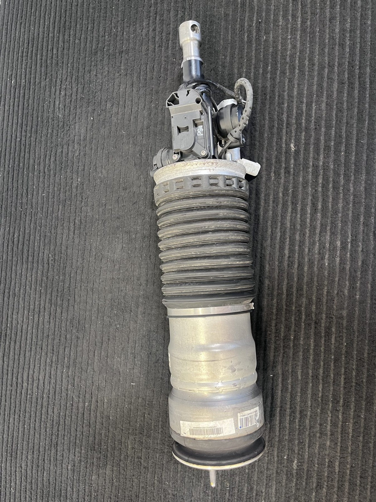 2015-2017 Rolls-Royce Wraith Front Left Air Suspension Strut OEM 37106868823 - eBay image 6