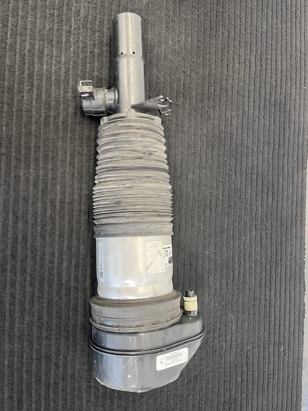 2019-2025 BMW X7 G07 Front Right Air Suspension Strut OEM 37106869036 - eBay image 6