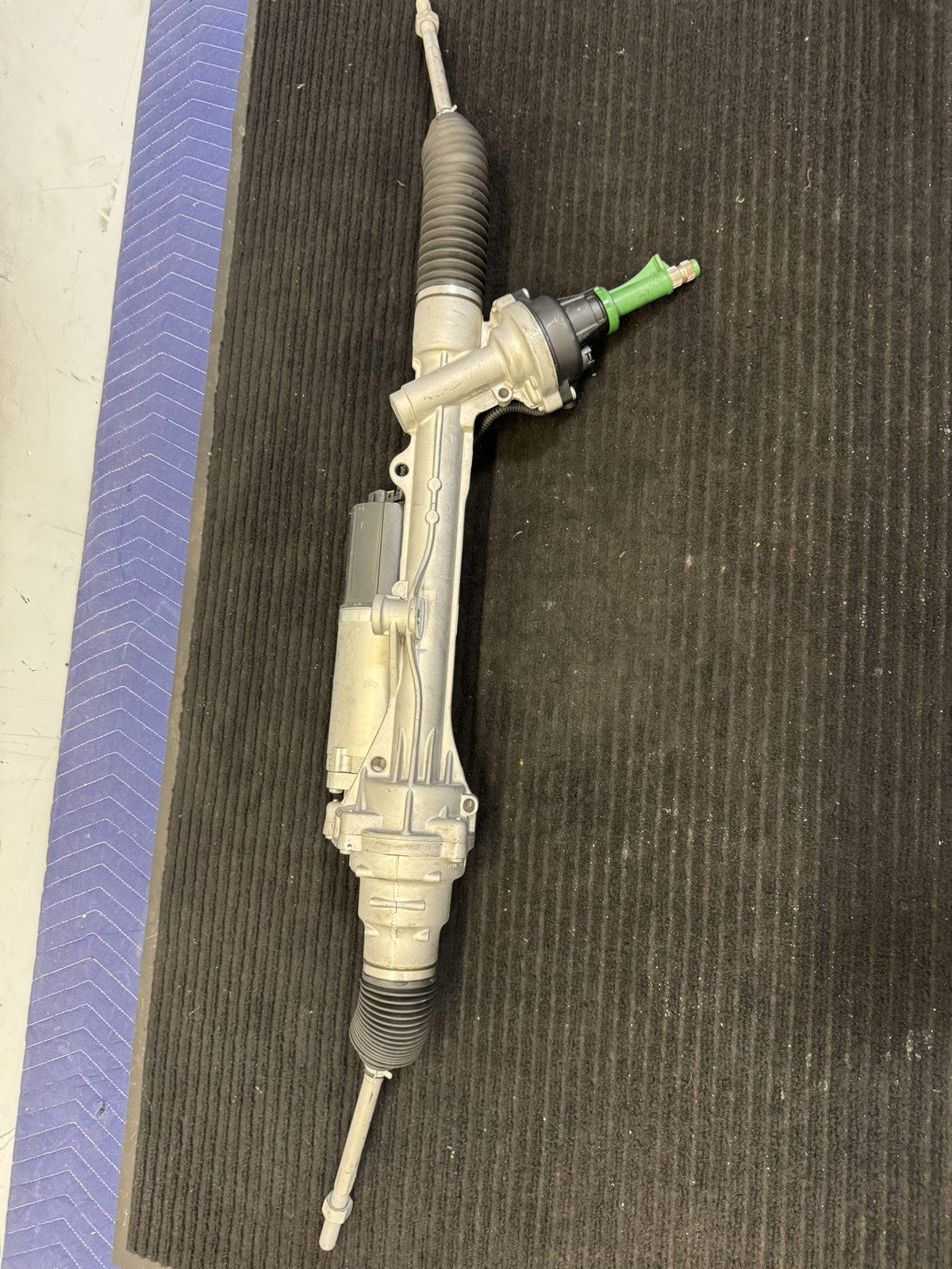 2019-2025 Mercedes-Benz Sprinter 2500 3500 RWD Steering Rack OEM A9074609804 - eBay image 1