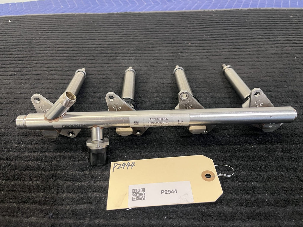 2015-2019 Mercedes-Benz C300 GLC300 E300 Fuel Rail 4 Injectors OEM A2740700995 - eBay image 1